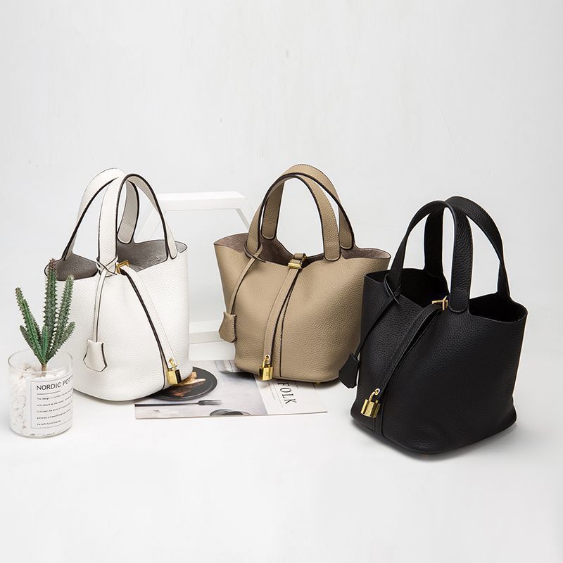 

Designer handbag Louisbags_18 Saddle bag Felicie marmont Onthego Mini Backpack purse Dingdanduoduo888 marc Snaps Bags home fo akend P JFLU