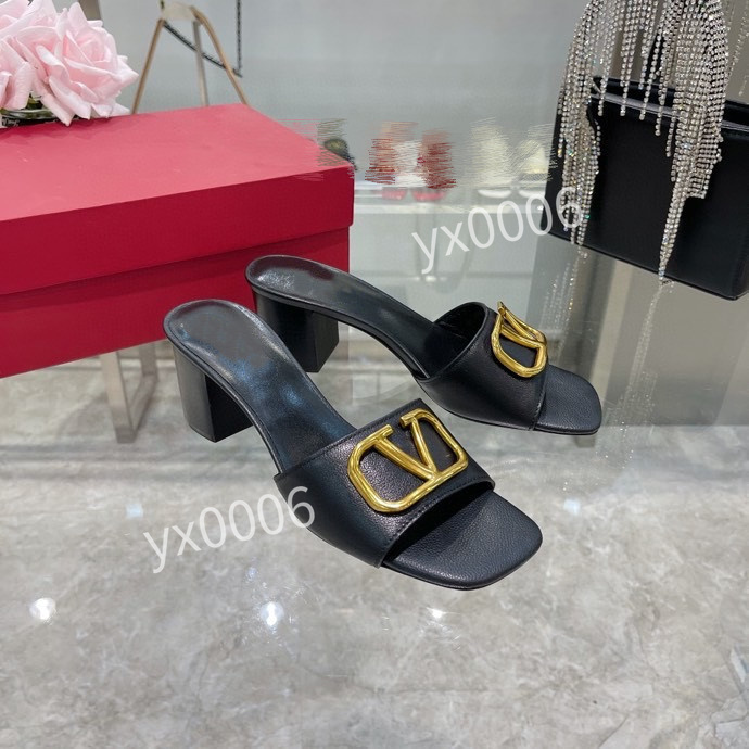 

2021 The Newest Fashion luxurys design Sneaker Women Neoprene Ribbon D Connect Grosgrain shoes yh211220, Choose the color