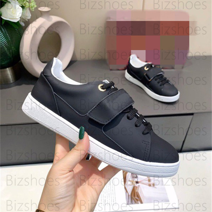 

Frontrow Sneaker Black White Calf Leather Sports Shoe Monograms Studs Runner Women Luxurys Designers Sneakers Run Away Trainer, 02