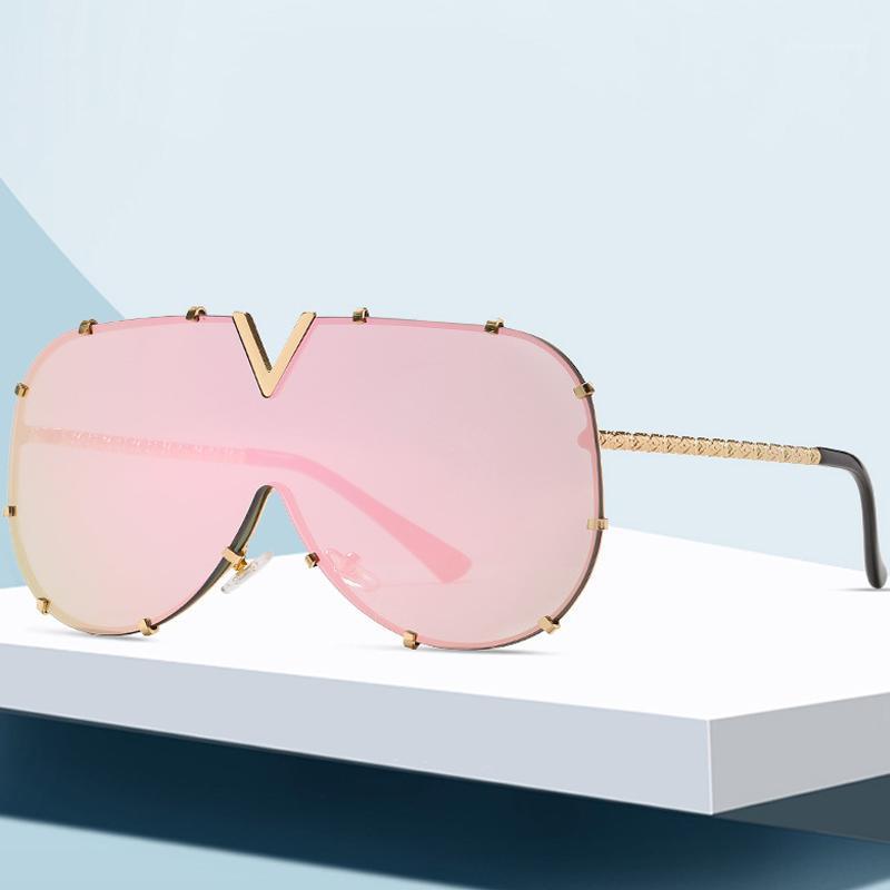 

Sunglasses 2021 Fashion Brand Designer Large Frame Men V Vintage Women Sun Glasses Retro Gradient Square Eyewear Male UV400