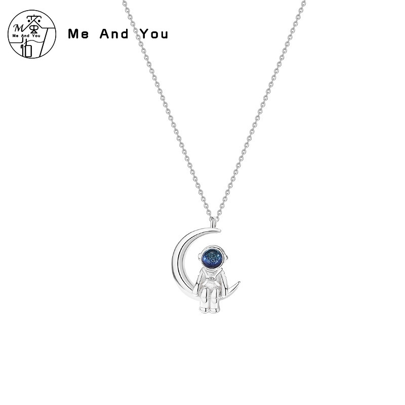 

Original Design S925 Silver Astronaut Necklace Female Collarbone Chain Niche Sense Gift Jewelry