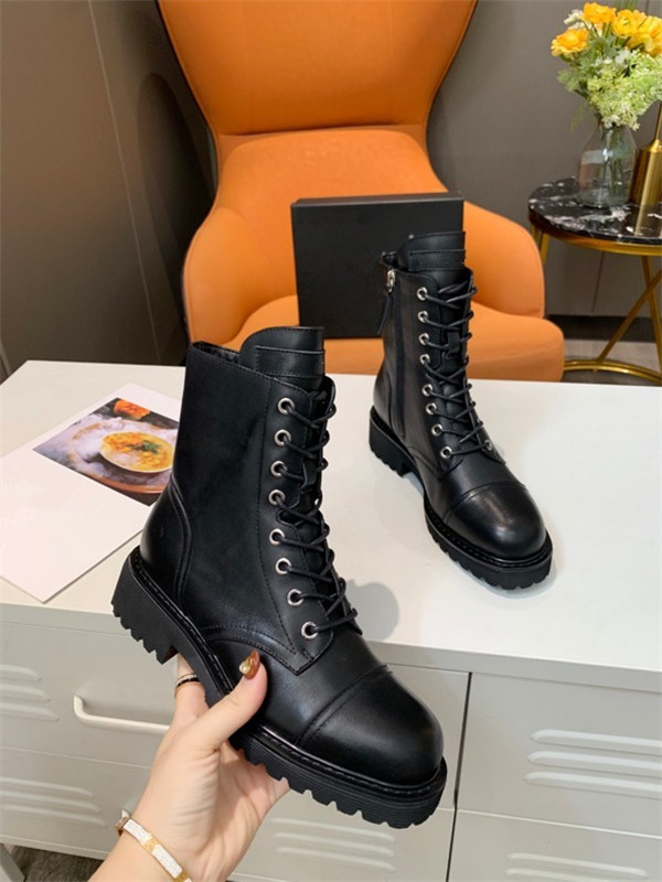 

2021 Women Leather Laureate Platform Desert Boot Martin Boots White Bee Star Trail Lace-up Ankle Boot Winter Boot high heels, 01