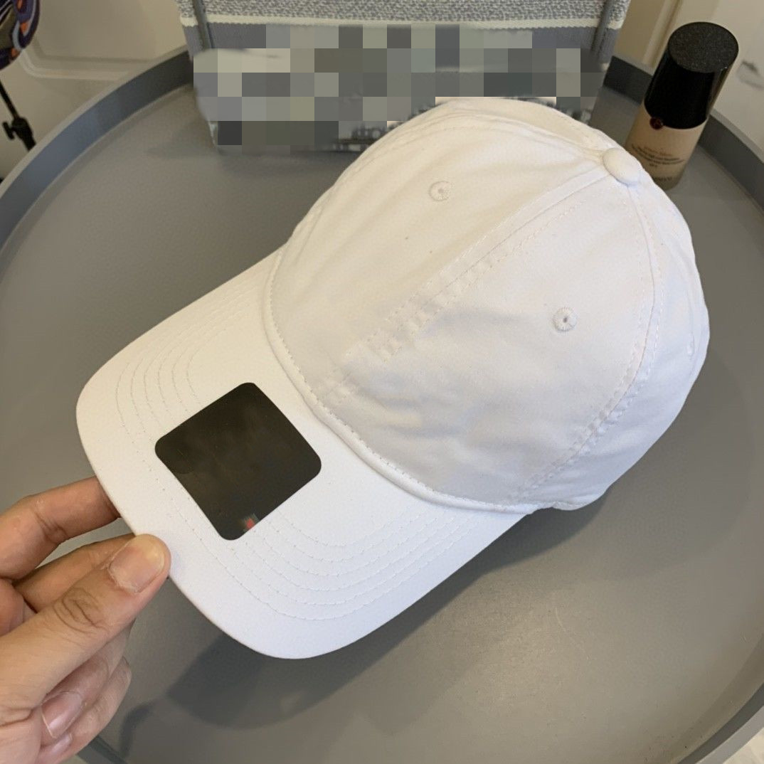 

Fashion accessories Baseball cap G embroidered men and women Korean version anti sunsunshading mountain climbing essential travel classic gifts NO.1, Blue;gray