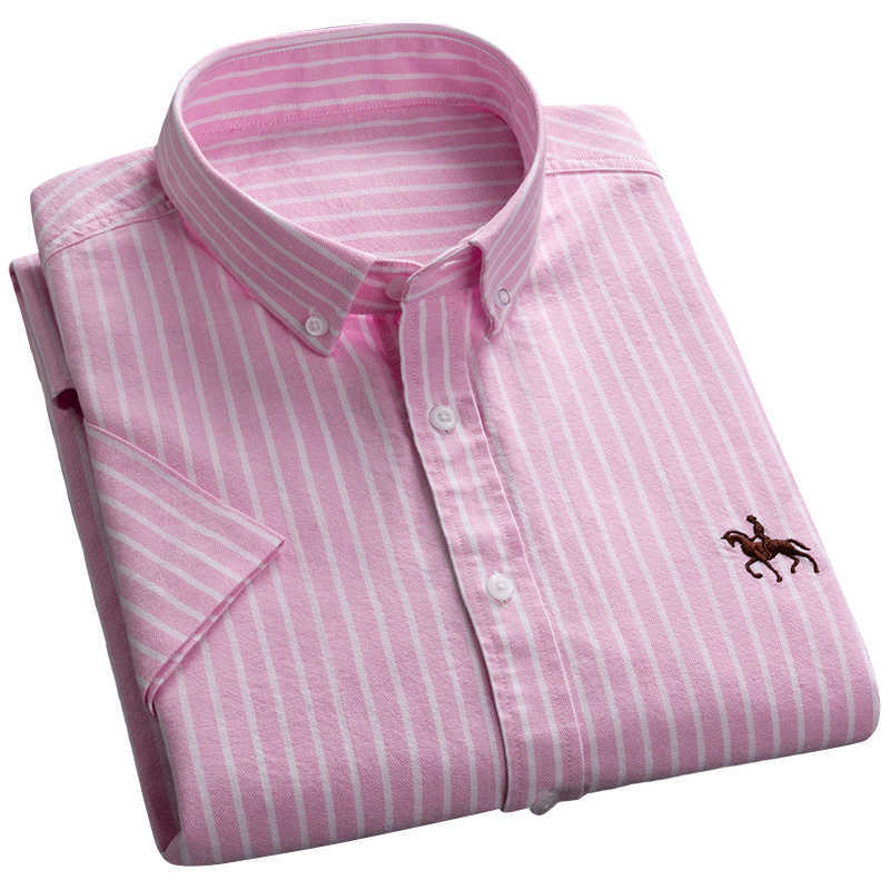 

Aoliwen brand Men Oxford Short Sleeve Summer Casual Shirt Single Patch Pocket Comfortable Standard-fit Button-down Solid 210721, 2gc-d920