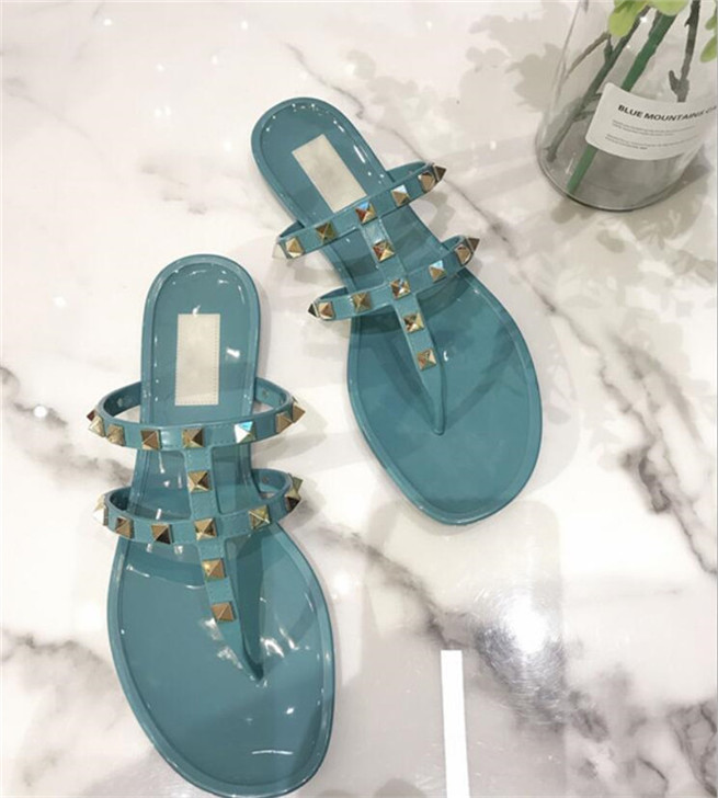 

Fashion woman sandal Beach Thick bottom slippers platform women Shoes Alphabet lady Sandals Leather High heel slippers