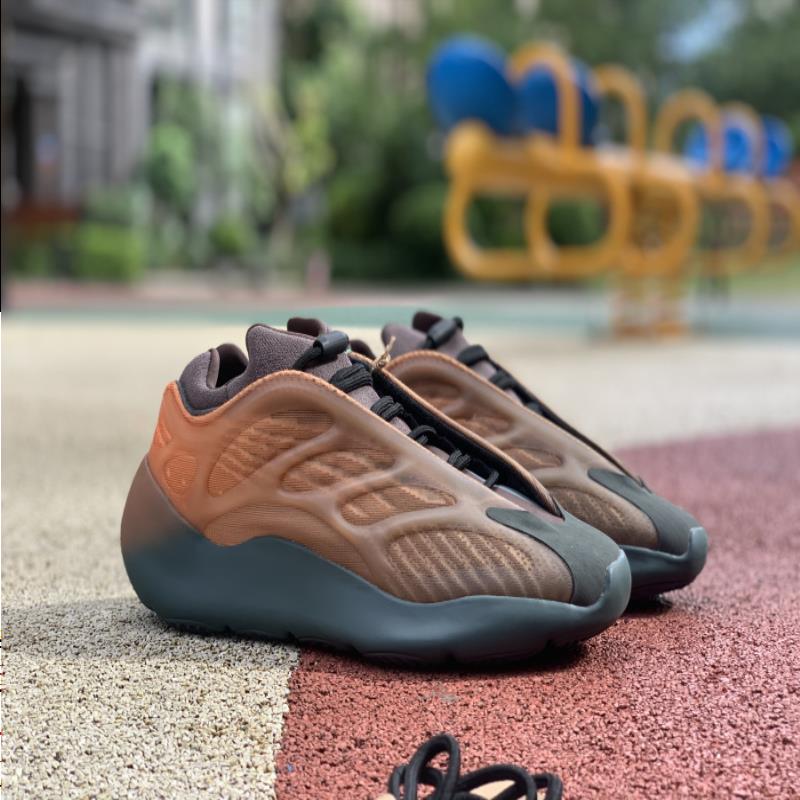 

Sneaker Women V3 for Men Basketball Outdoor Air flat Sneakers Fashion Platform 700 loafers Luxury Running Runner shoe Designer white Sh Oqni, Black