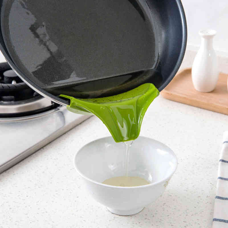 

Silicone Liquid Funnel Anti-spill Drain Slip Tools On Pour Soup Spout Pots Pans Bowls Jars Funnels Kitchen Gadget JY0917