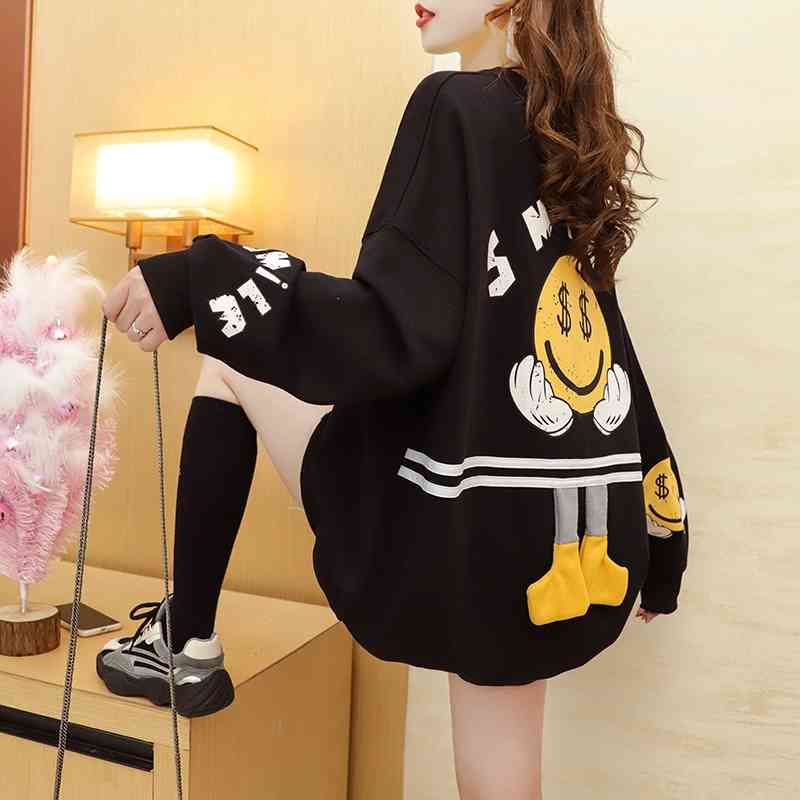 

Spring and thin women's 2021 new early autumn loose Korean version foreign style aging lazy top, White