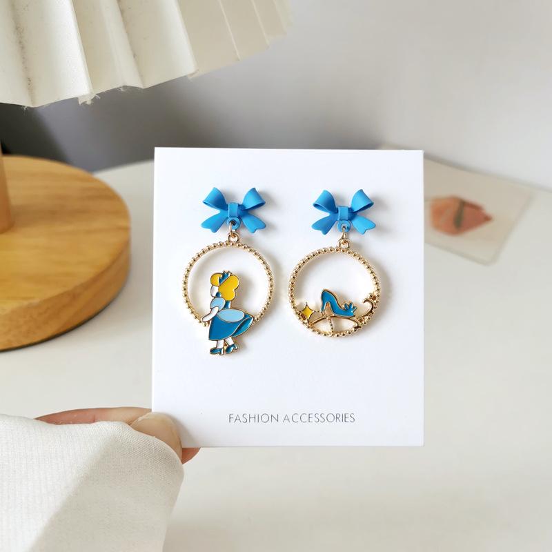 

Stud Classic Cute Cartoon Character Earrings Sweet Blue Bow Girl Asymmetric Jewelry Daughter And Friend Christmas Gift, Golden;silver