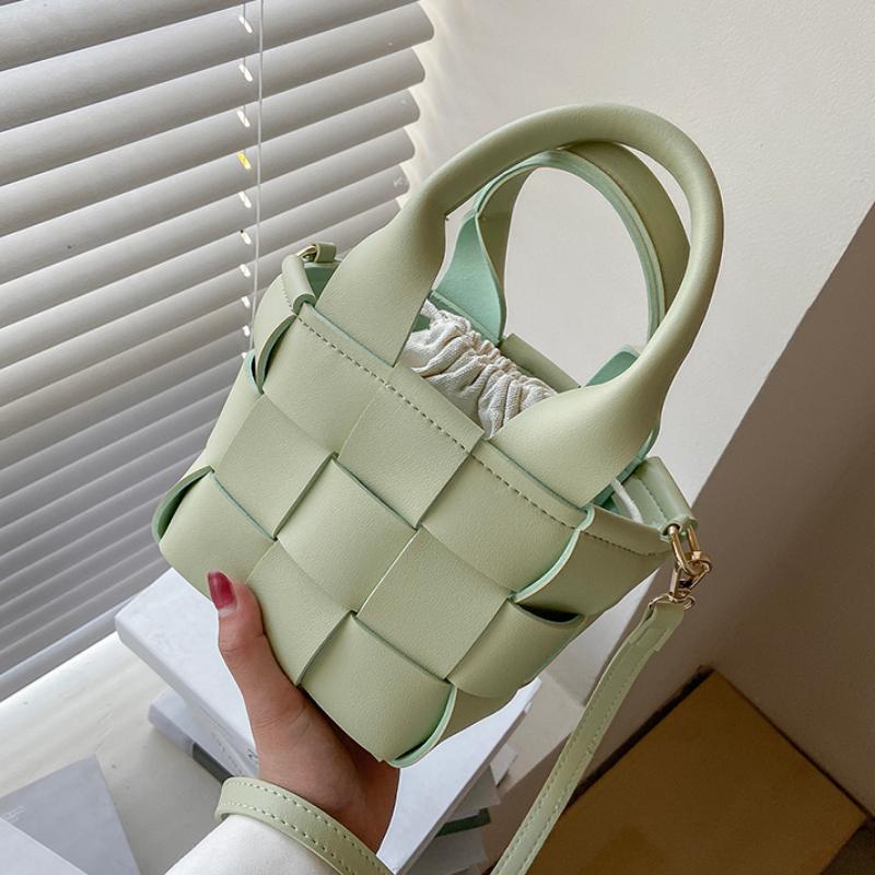 

Shoulder Bags Weave Mini Tote Crossbody Vintage Bag 2021 Fashion High Quality PU Leather Women's Designer Handbag Travel Bucket, Beige