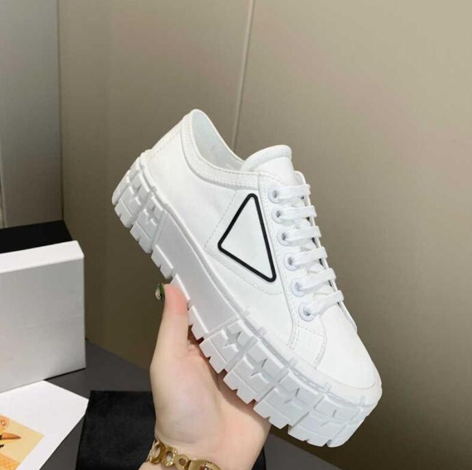 

Newest released platform Casual Shoes motocross tires defines oversized canvas height Increasing sneaker unusual design nylon gabardine snea, Black;white