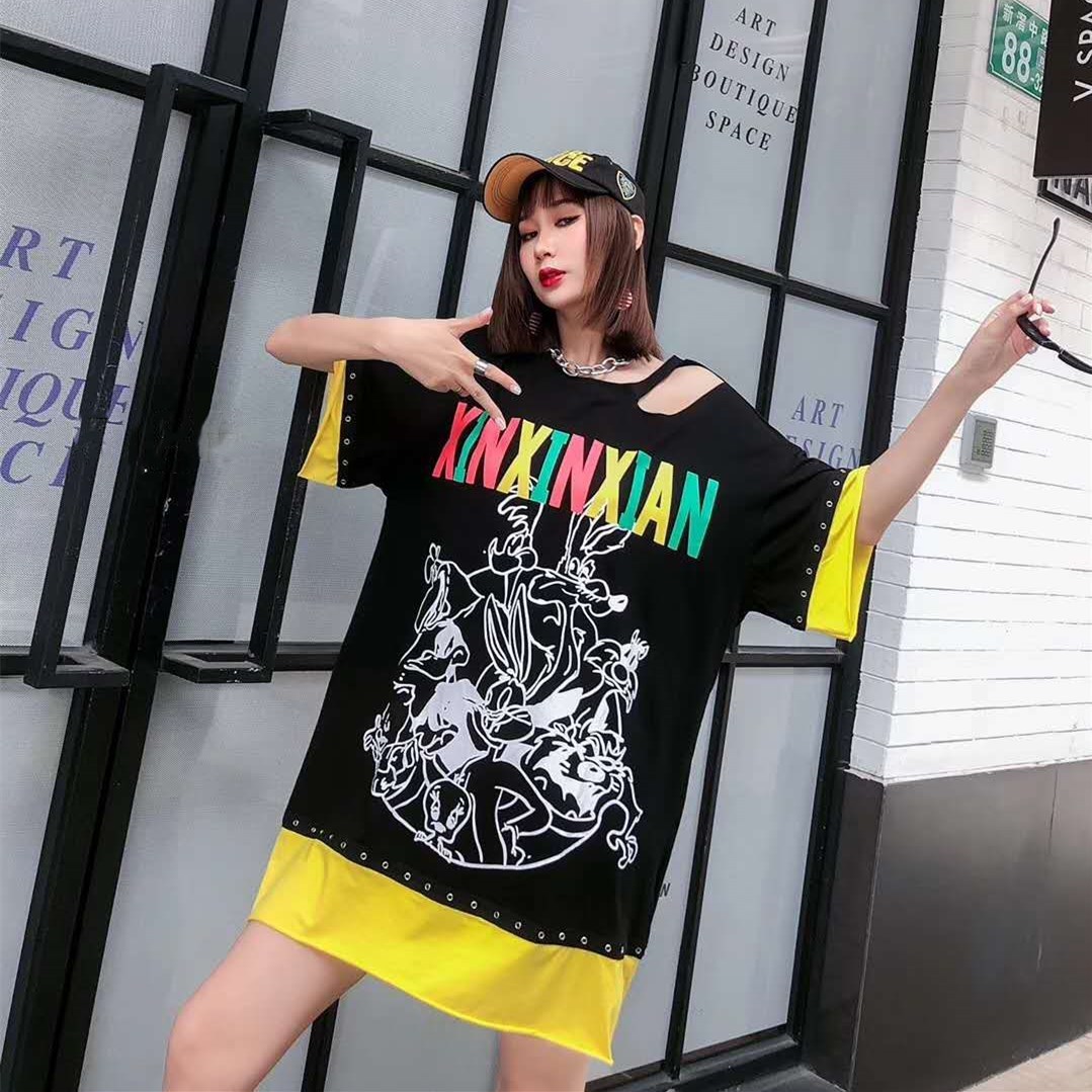 

t shirt guangzhou chao brand women's 2021 summer cartoon stitching off shoulder loose medium long round neck, White