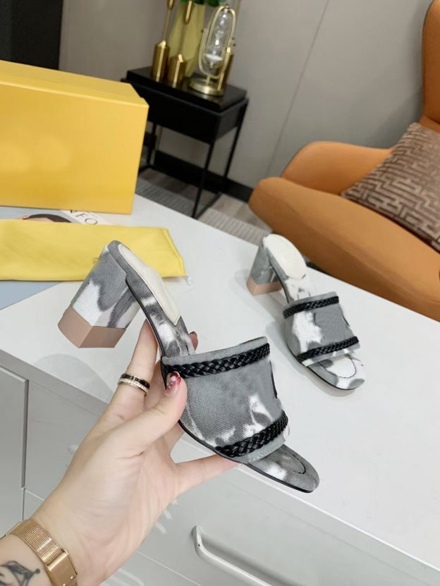

Rendering 2021 women's slippers summer pure cotton high heel print Beach Flip Flop comfortable walking belt box 35-42, Sky blue