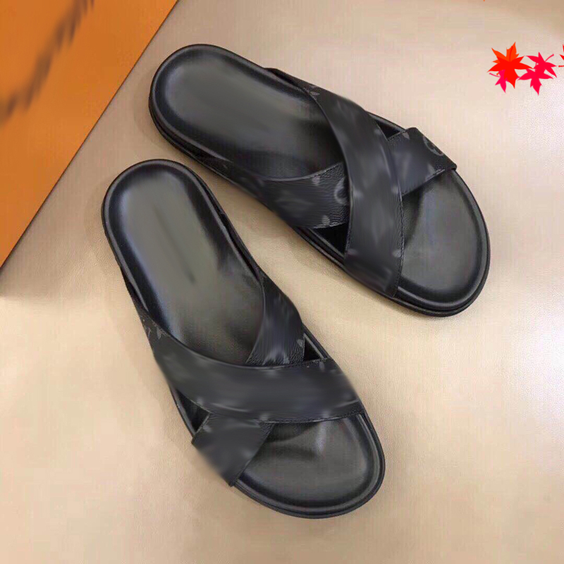

2021 Slipper Designer Slide Summer sandals Fashion Men Beach Indoor Flat Flip Flops Leather luxurys Shoes mens Slippers with box Size 39-45 -H123, Black