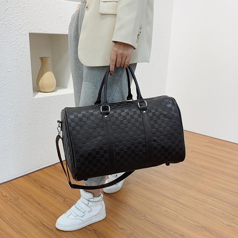 

Luxury Travel Bags For Women Men Duffle Bag Female Large Totes Pu Leather Carry On Hand Crossbody Sac Travelling Duffel, Black