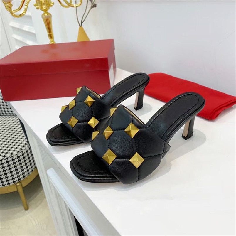 

Women Rivet Sandals Genuine Fashion Leather Slippers Designer Grid Flatform Slides Non-slip Wear-resistant Sandal Lady Sexy 5.5cm High Heels Size 35-42 With Box, Color 4