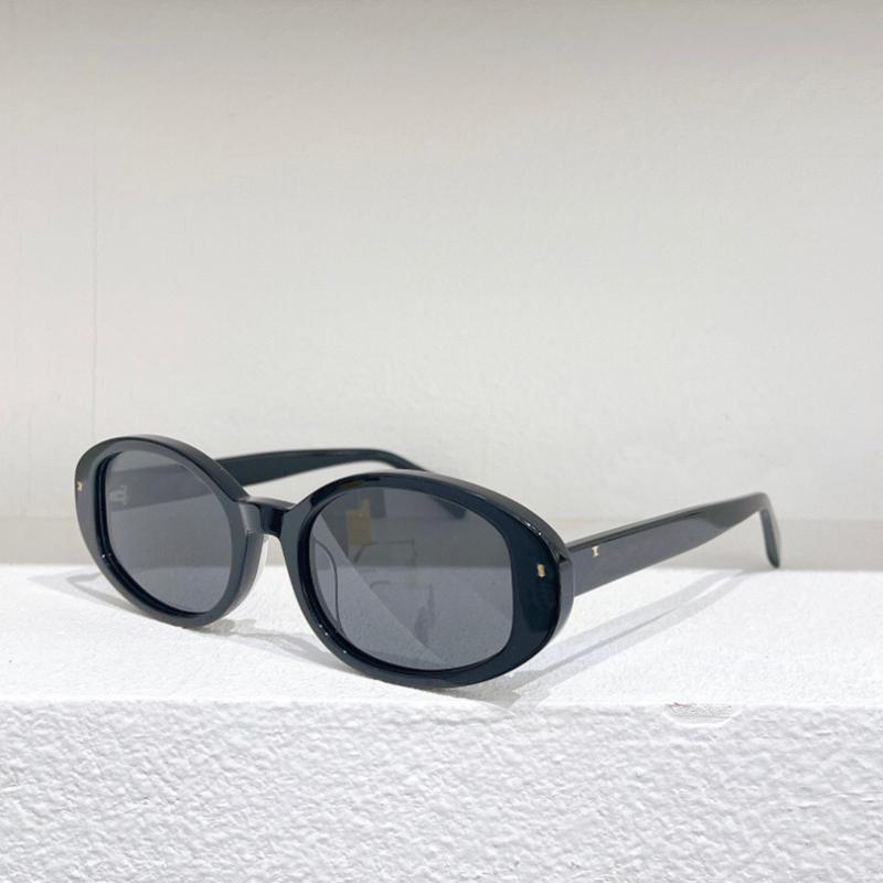 

Sunglasses Oval Black Frame Women Retro Style Grey Lens Lady Eyewear