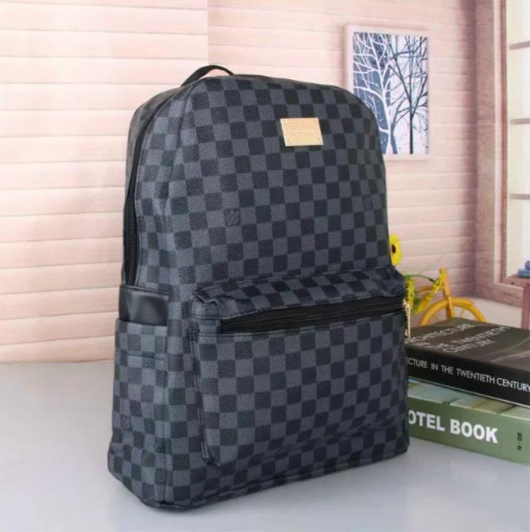 

Backpack Luxurys Designers Backpacks Mens Women Travel Luggage Shoulder Bag Fashion Large Capacity Duffle Bags Designer Handbags Purses