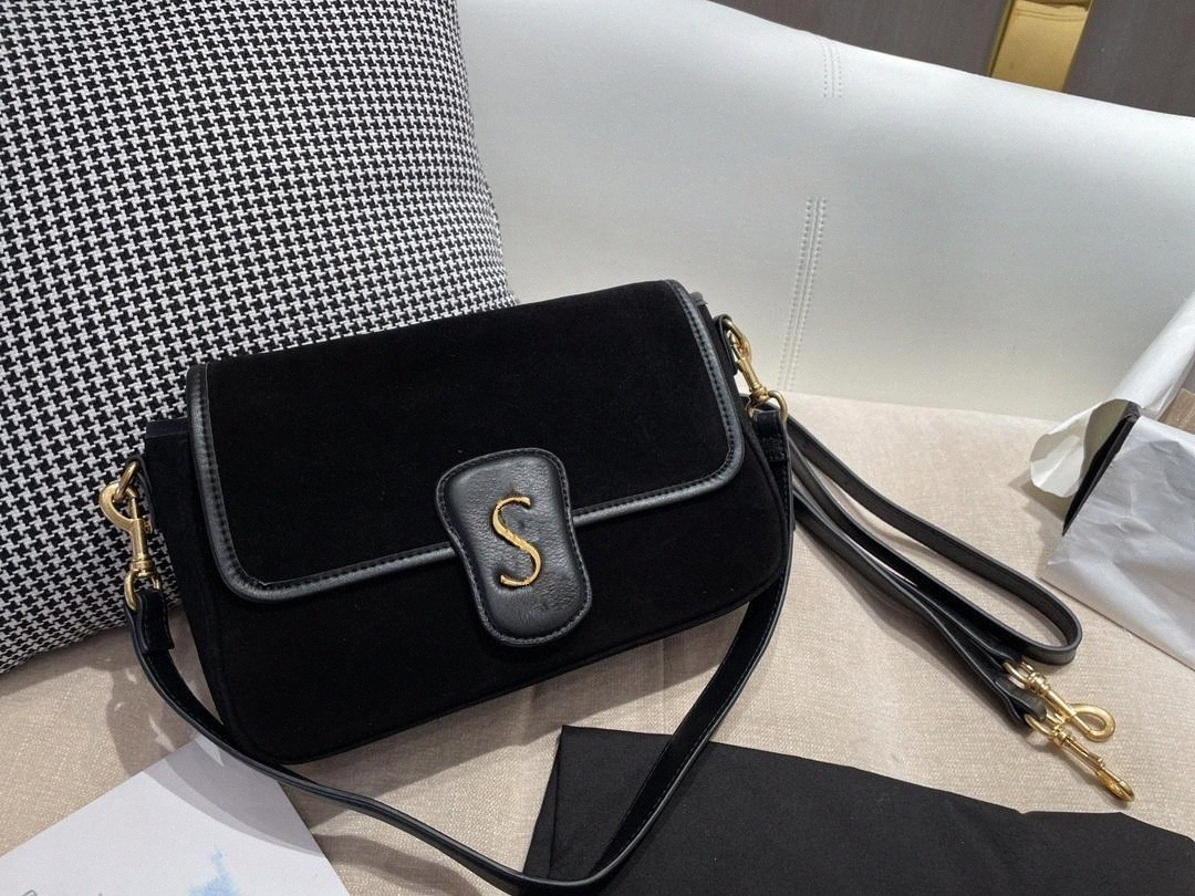 coco handle so black