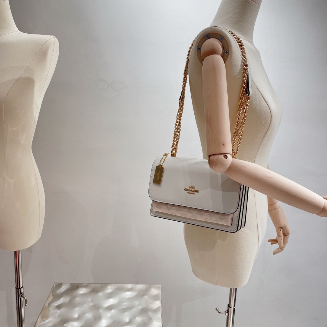 

Luxury Handbags Women Bags Designer Rivet Crossbody Bags for Women 2021 Fashion Small Messenger Shoulder Bag Ladies Hand Bag Coach XV2H Storage bag