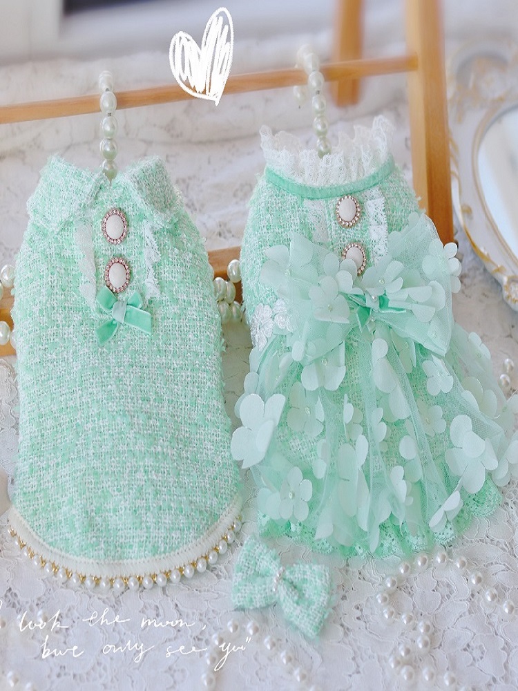 

Handmade Winter Dog Apparel Clothes Sweater Dress Pet Twinset Knit Outwear Couple Lace Tulle Flowers Skirt Faux Sherpa Fleece Lining, Vest ordinary lining