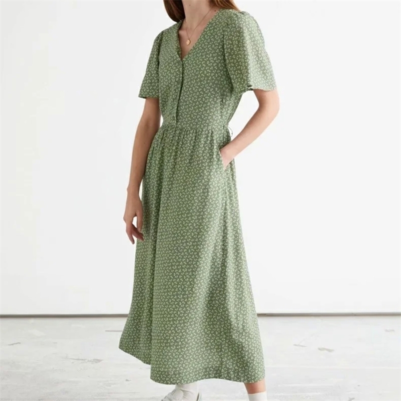 

Summer Fashion V-neck buttons Slim waist stars printed long dress High Waist Loose Print Dress holidays 210524, Green