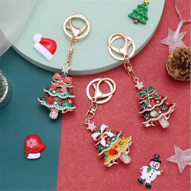 

Keychains 2021 Rhinestone Merry Christmas Keychain Fashion Cool Decoration Year Keyring Friend Xmas Gift Wholesale