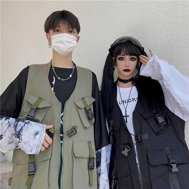 

Spring Autumn Harajuku Unisex Tooling Vest Women Casual Travel Waistcoat Loose Sleeveless Baggy Men Streetwear 210526, Army green
