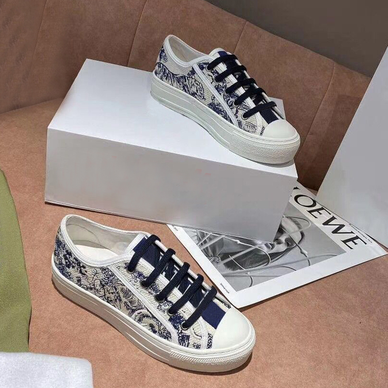 

Designer lady Flat Casual shoes leather platform sneaker Letters lace-up luxury woman shoes fashion new men Printed shoes Large size, Black