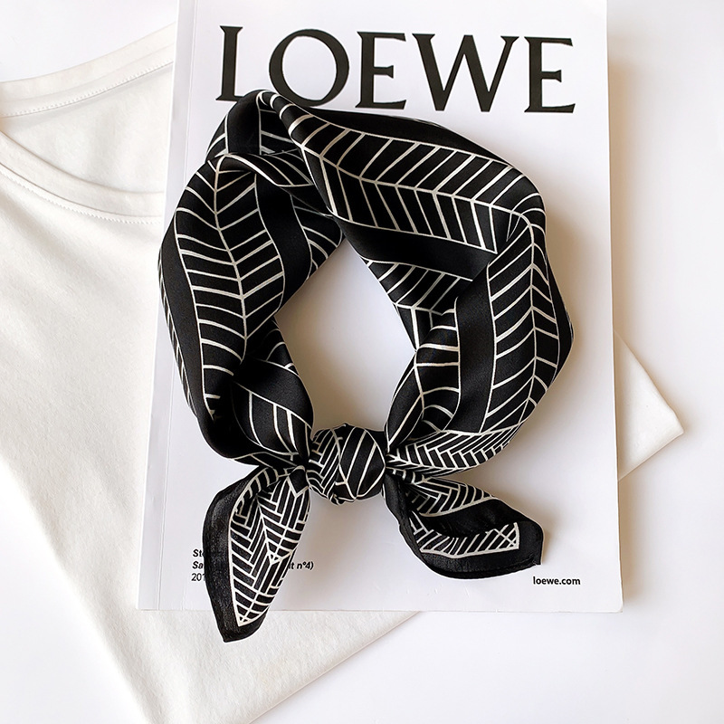 

Geometric natural scarf printed for women 100% real silk 53cm small square neck scarves shawl luxury gift FJ493