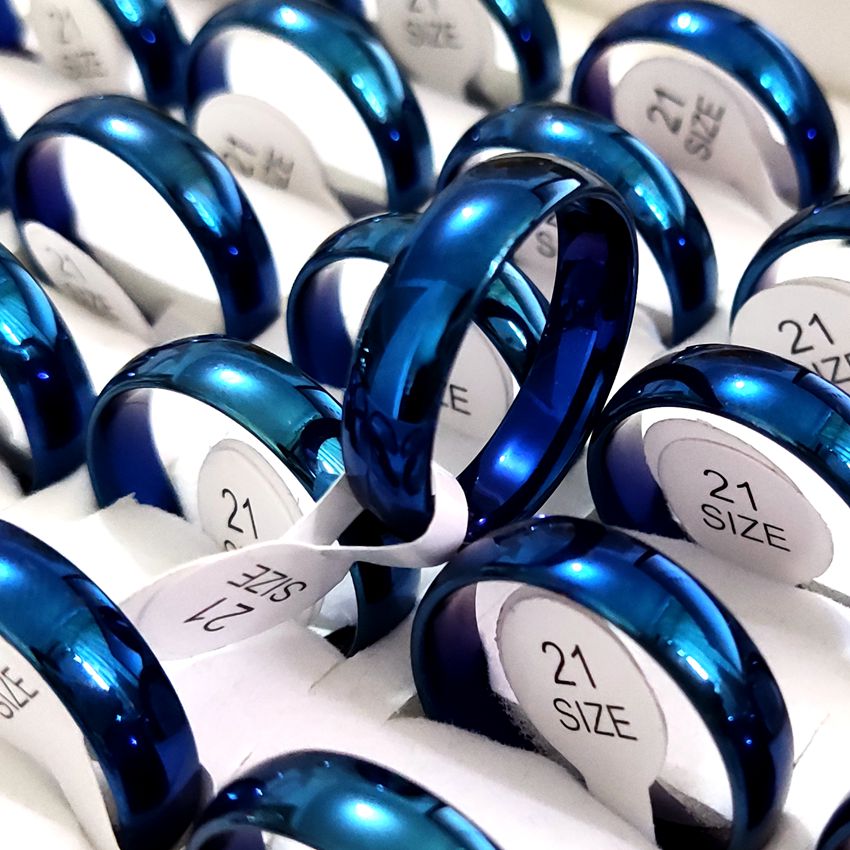 

Wholesale 50pcs Blue 6mm Wedding Band Ring Comfort-fit Men Women Stainless Steel Rings Male Female Fashion Classic Jewelry