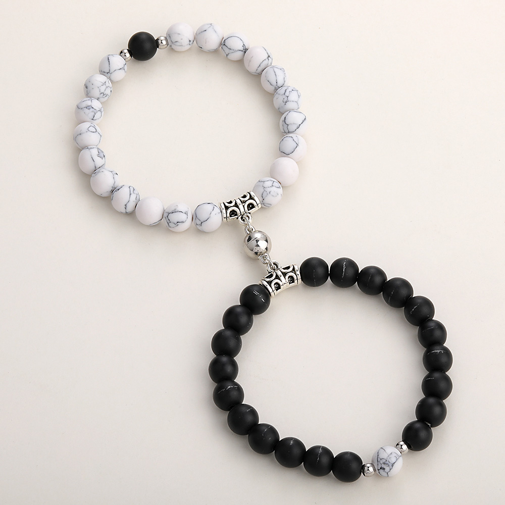 

Lover Chic Magnet Friendship Bracelets for Couples 8mm Stone Stretchy Rope Beaded Bracelet Statement Jewelry Gifts, Golden;silver