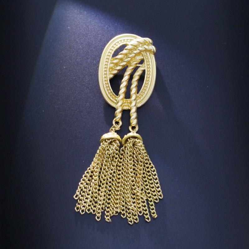 

Pins, Brooches Vintage MaGolden Brooch Baroque Hanging Braided Rope Tassel Shape Alloy Sweater Breastpin Clip Cardigan (G
