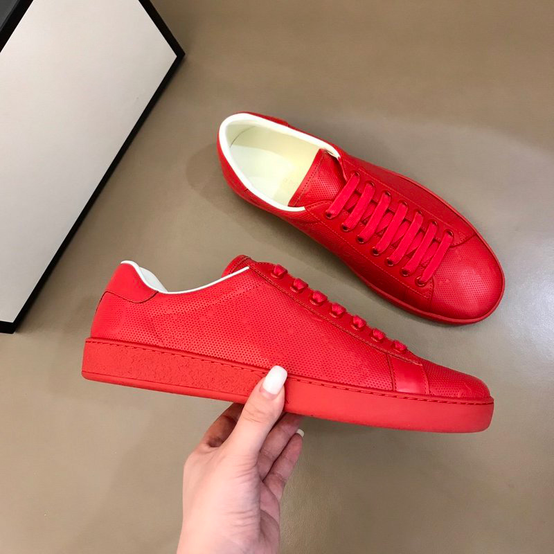 

Classic real leather women casual white shoe men top quality mens sneakers Loafers lace up fashion luxurys designers shoes woman with box Size 35-46