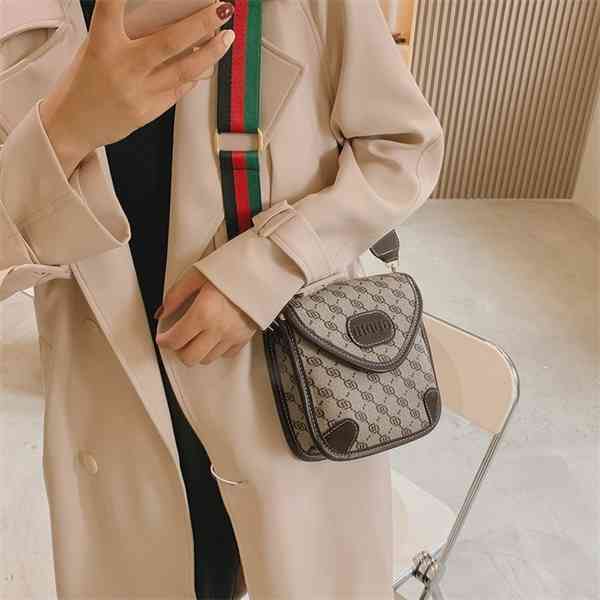 

minority new style women's bag personality wide sling shoulder belt messenger small square Purse, Coffee