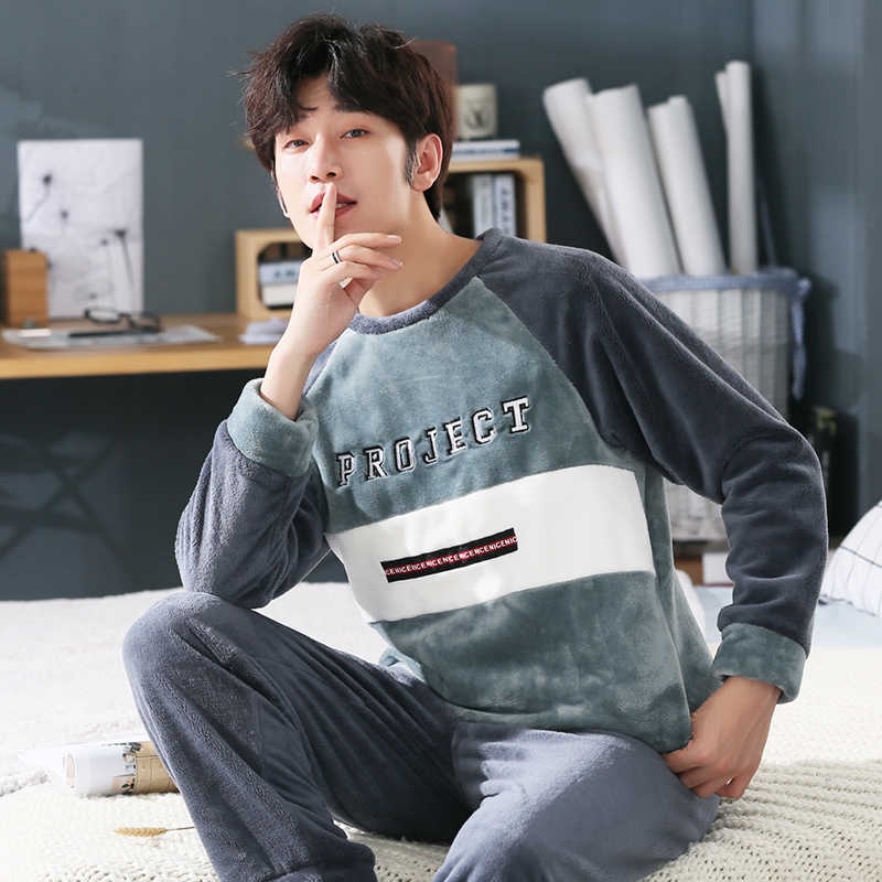Plus Size 3XL 4XL 5XL 95kg Nightwear Long Sleeve Winter Warm Flannel Pajamas Sets Print Sleepwear Long Pant Male Men Pajama Set 210812