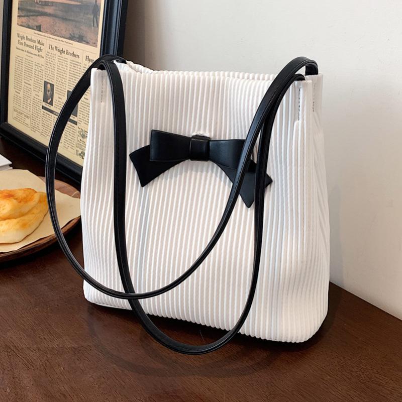

Evening Bags Luxury Leather Autumn All-match Large-capacity Female Bag 2021 Fashion One-shoulder Fold Bow High-quality Bucket