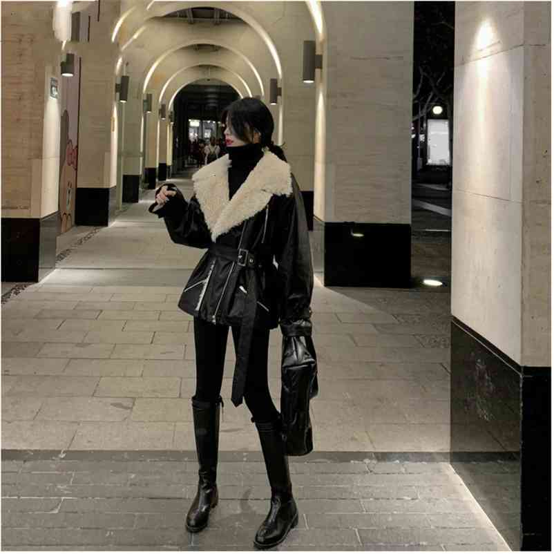 

Autumn Winter Temperament Turn Down Collar coats Zipper With Belt Women Loose Lamb Hair PU Fur Jacket 210519, Bl