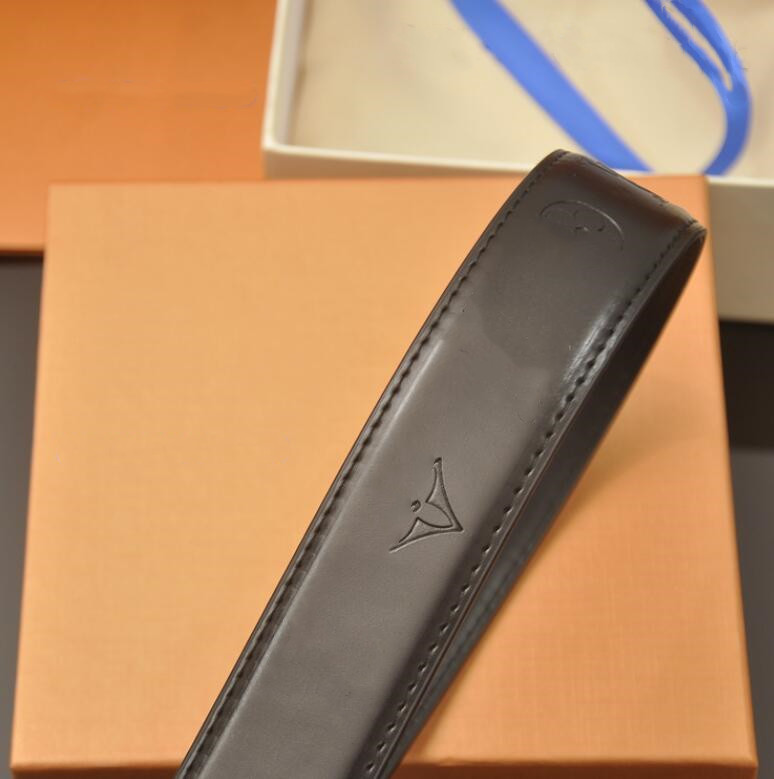 

Ouis uitton BETLS Men's Fashion Women's Round belt buckle in three colors Accessories brand, Take the box