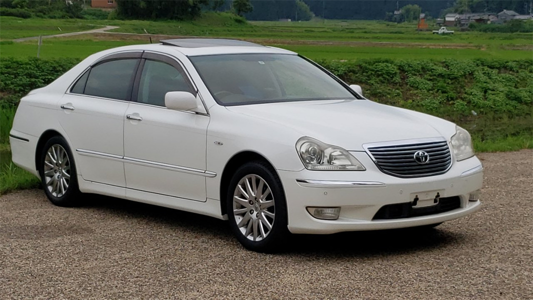 

Toyota CROWN LED Headlights