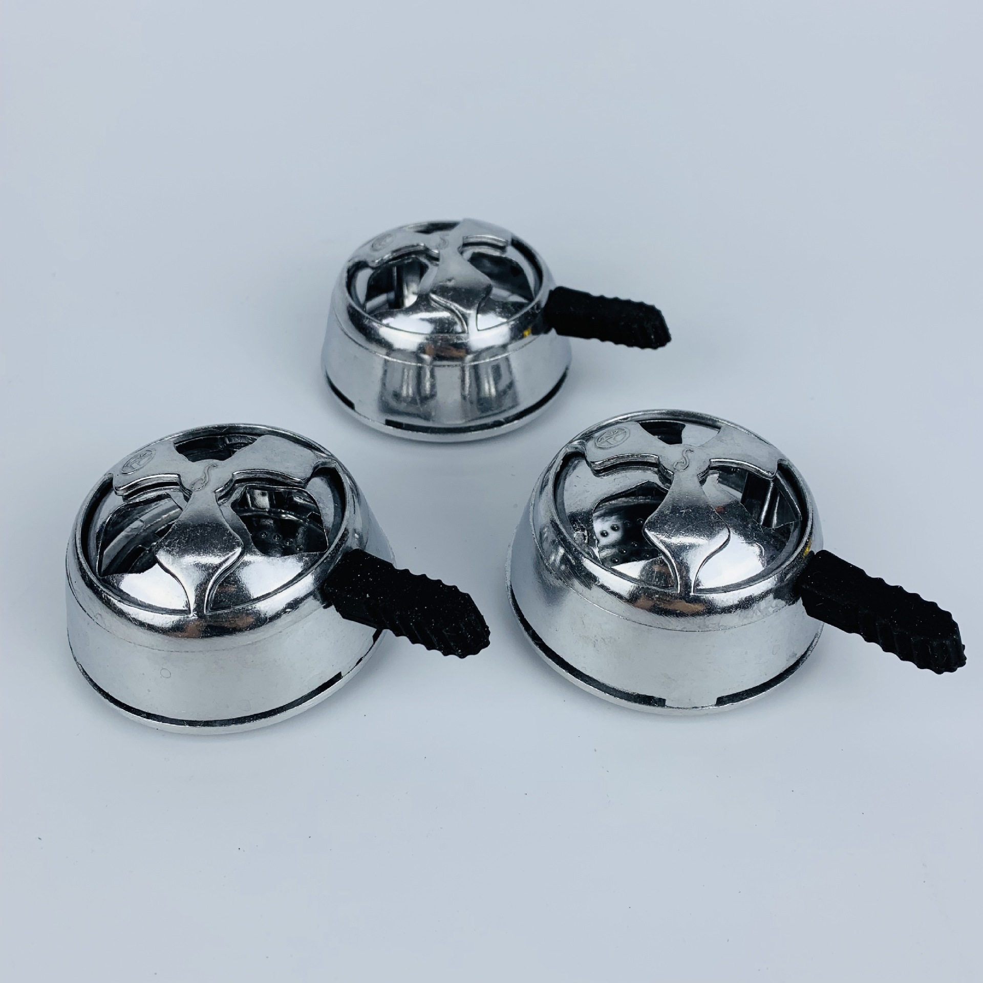 

2021 China Factory Wholesale Price Smoking Accessories Medium Size Shisha Head Hookah Charcoal Holder DHL TNT