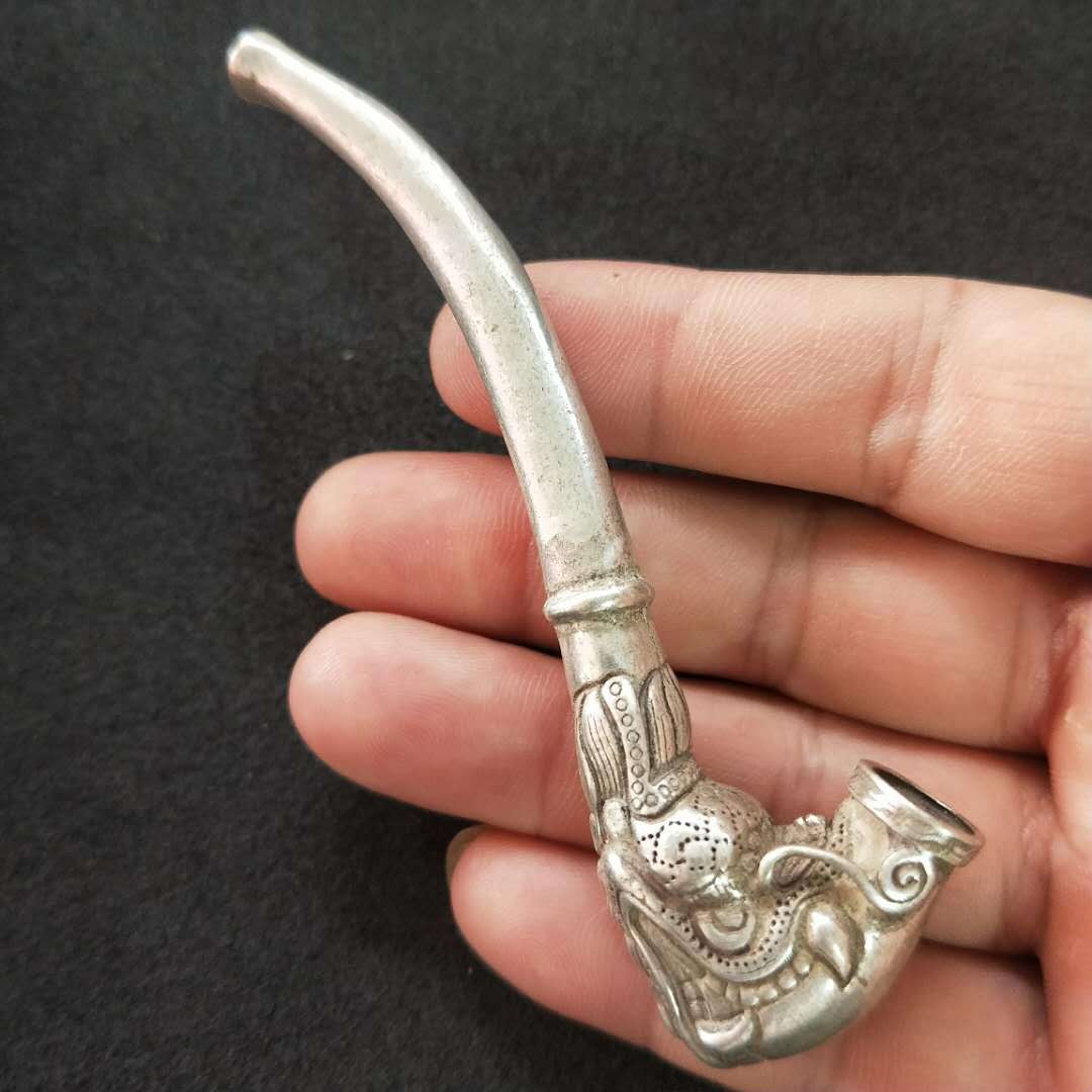 

Wholesale Antique White Copper Silver-Plated Faucet Cigarette Holder Wholesale Old White Copper Silver Gilded Small-Bowled Long-Stemmed (Tob