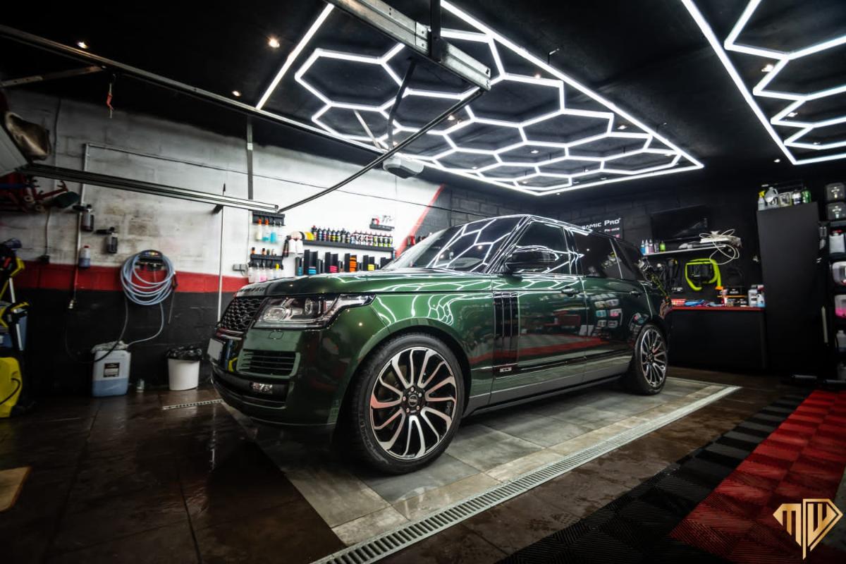 

Working Light Customized Hex LED Work 740W Ceiling For Car Washroom Garage