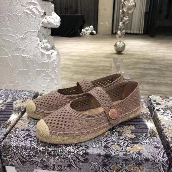 

High quality flat bottom casual round head womens single shoes embroidery hollow out fishermans original package size 35-41 MJK002