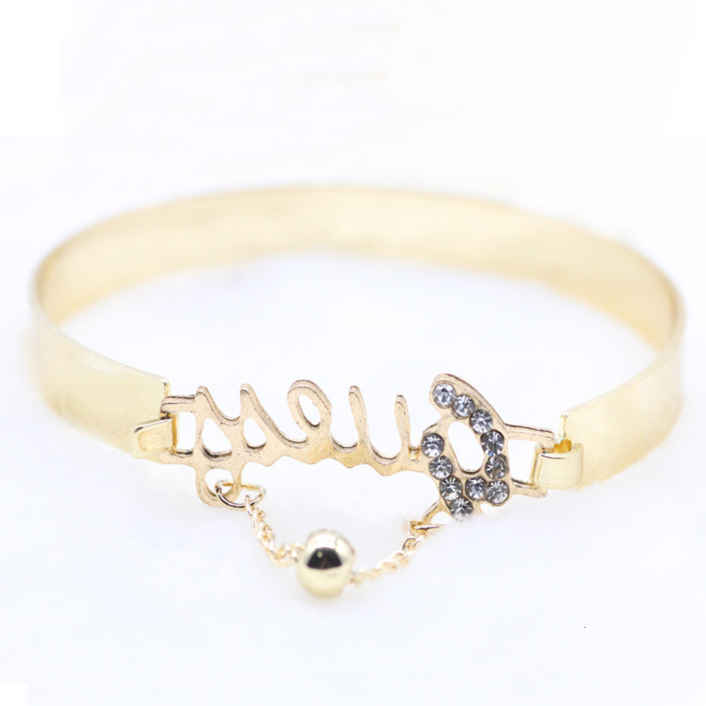 

Hand catenary Popular fashion jewelry love exquisite diamond English alphabet Silver Gold Bracelet, Black