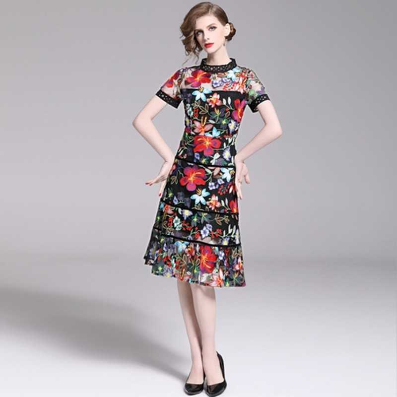 

Elegant Ruffles Short Sleeve Mesh Floral Embroidery Long Party Dress Summer Women High Quality Self Portrait 210525, Picture color
