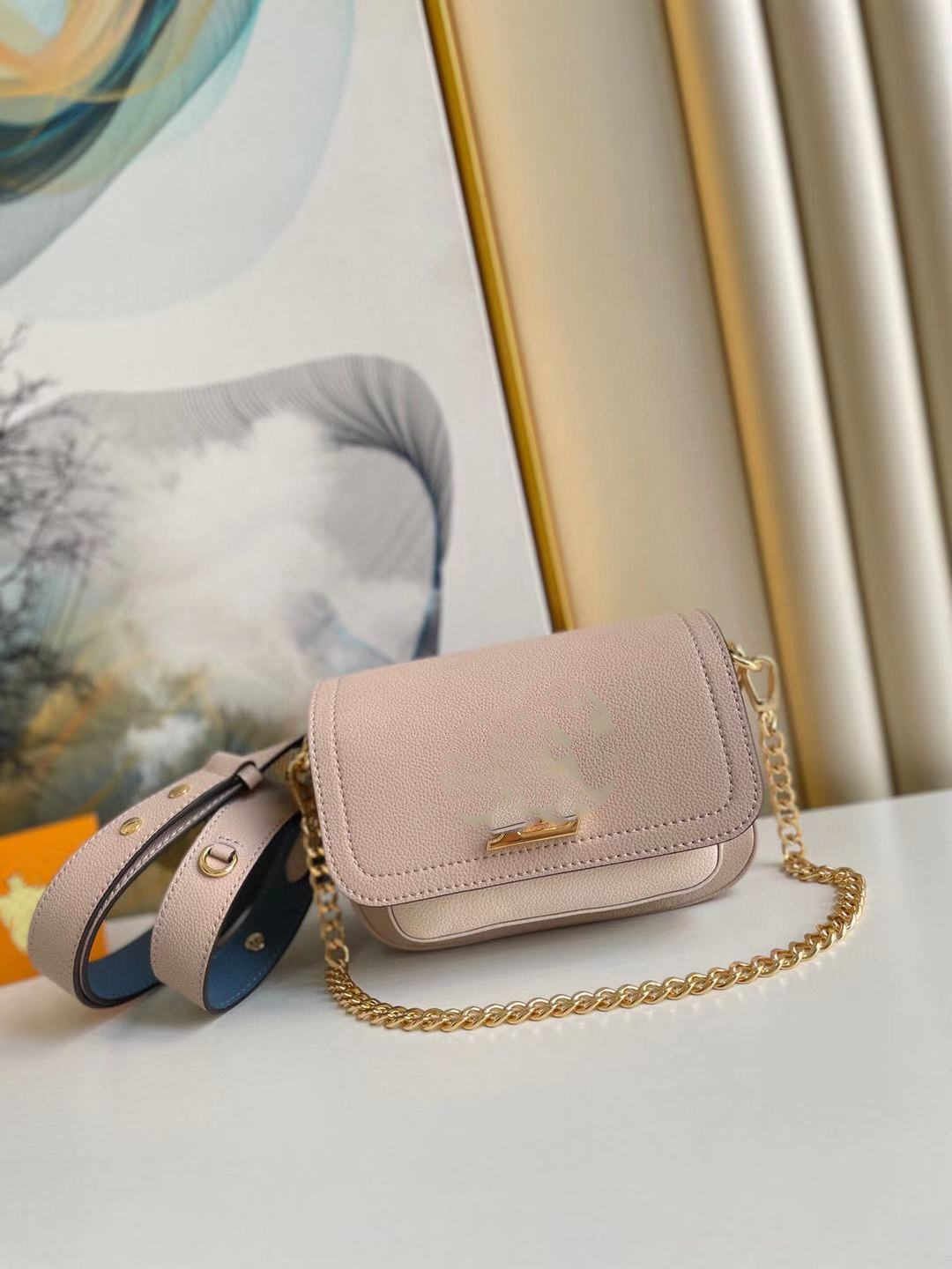 

New Women's Bag 7A High-end Custom Quality One-shoulder Crossbody Bag Fashion Business Casual Metallic Accessories with Long Straps 52543