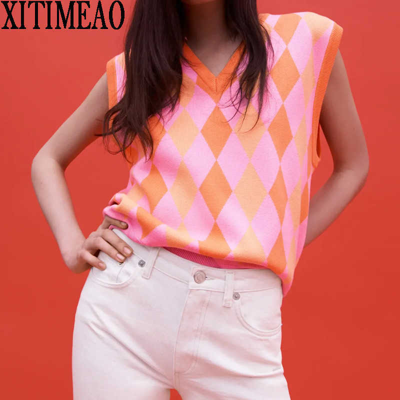 

ZA Women Fashion Diamond Check Color Matching Knitted Vest Sweater V-neck Vintage Sleeveless Female Waistcoat Chic Tops 210604, Pink