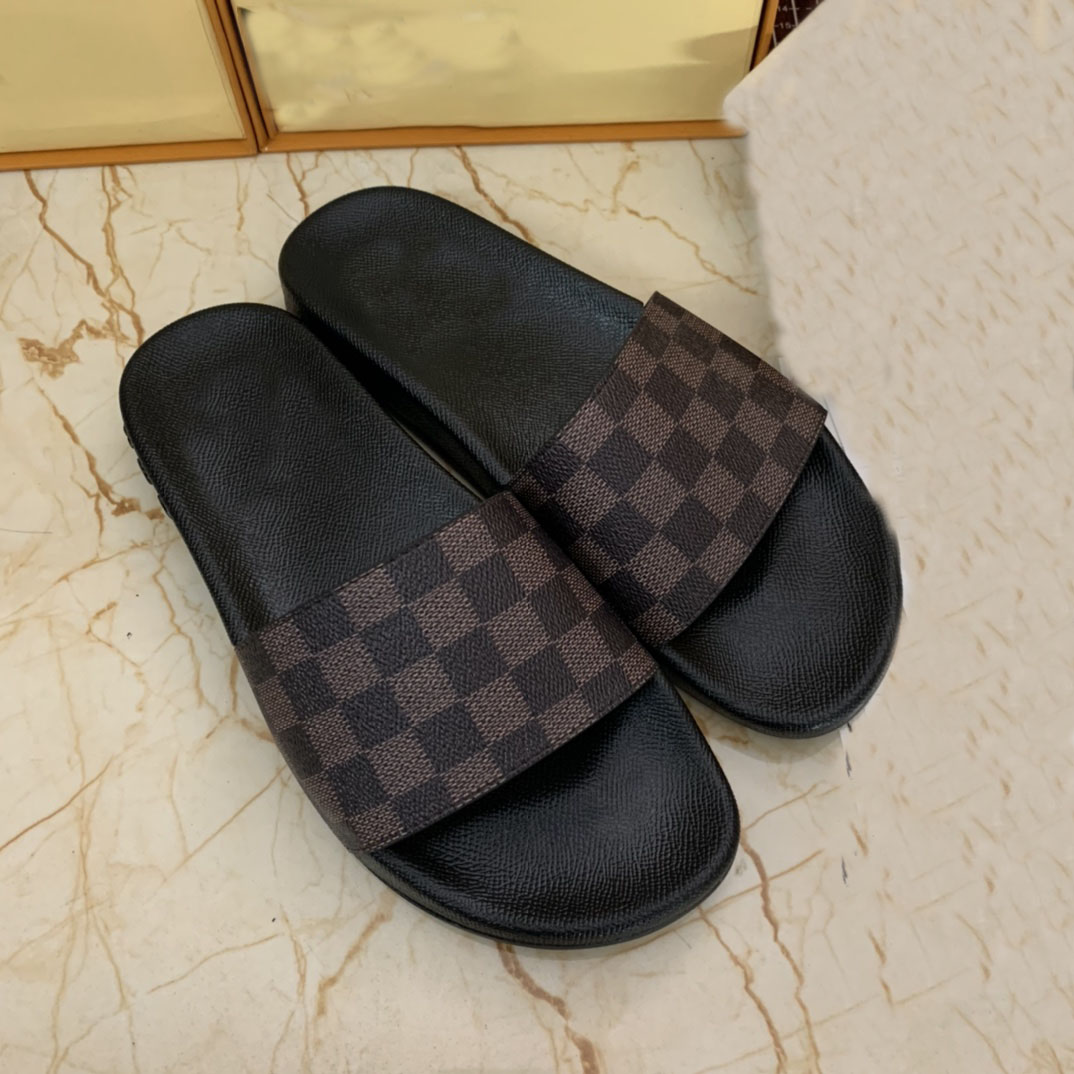 

Best men slippers women ladies Flat platform sandals Rubber slide Floral brocade Gear bottoms flip flops Bee striped Beach causal slipper aaa, Black