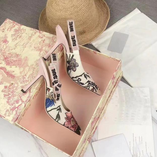 

Dress Shoes Pointed Toe High Heels Embroidery Autumn Single Chinese Back Space Sandals Letter Word Buckle Women's Size 35-40, 15